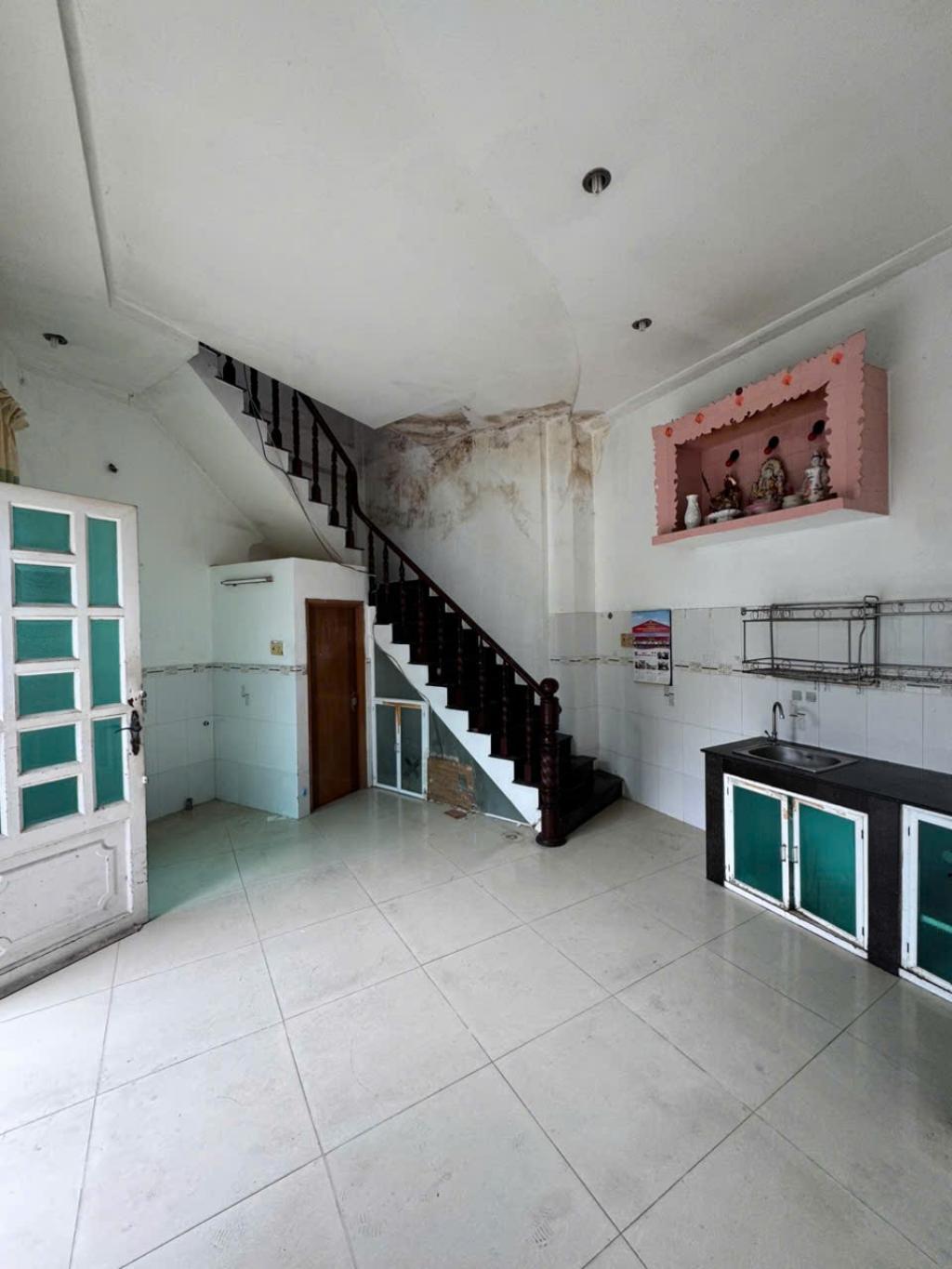 Bán nhà 1 xẹt ngắn đường Lò Gốm Q6, DT 31 m2, Giá 2 tỷ 8, Nhanh tay sở hữu nhà giá tốt tại Q6